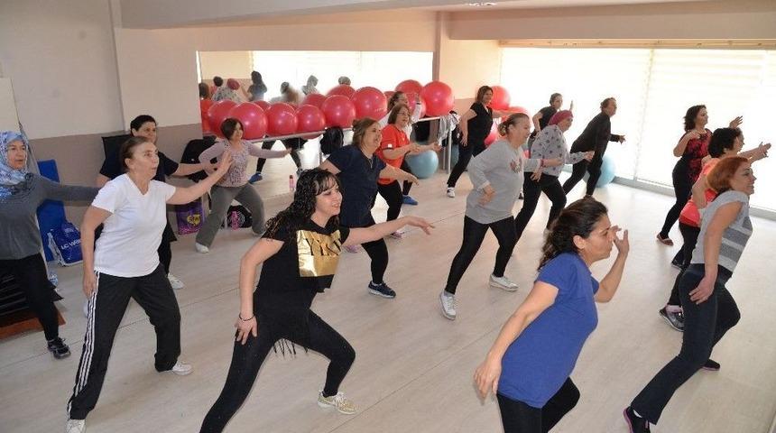 K&uuml;lt&uuml;r Merkezleri Hayata Dokunuyor