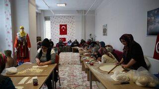 Akkışla’lı Annelerden Kahraman Askerlere Mantı