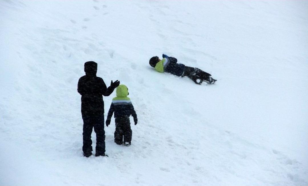 Paland&ouml;ken&rsquo;de S&ouml;mestr Yoğunluğu