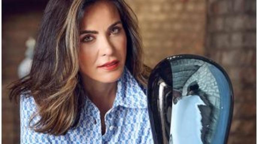 G&uuml;l&uuml;ş Tasarımı Y&uuml;z Hatlarını Meydana &Ccedil;ıkarıyor