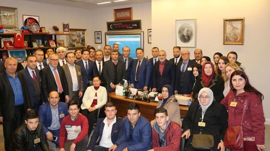 Cumhurbaşkanı Başdanışmanı Top&ccedil;u, Kazak Heyet Ve &Ccedil;ivrillilerle Bir Araya Geldi