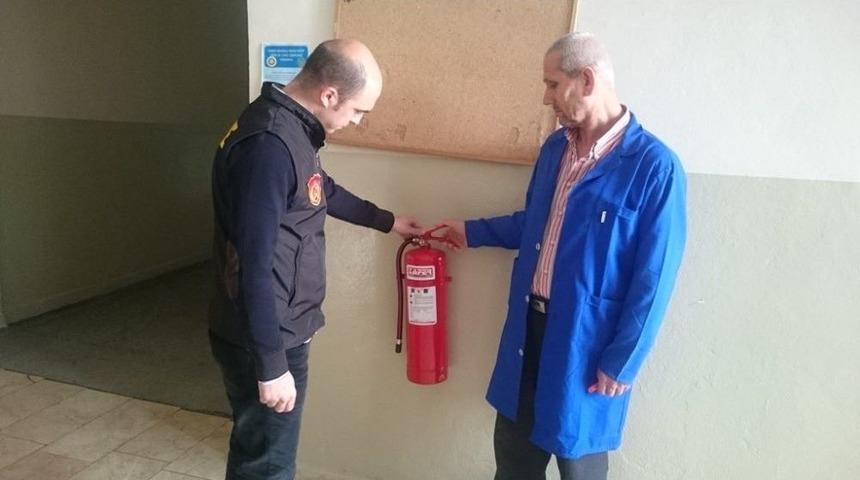 İtfaiye Ekipleri &Ouml;ğrenim Kurumlarını Denetledi