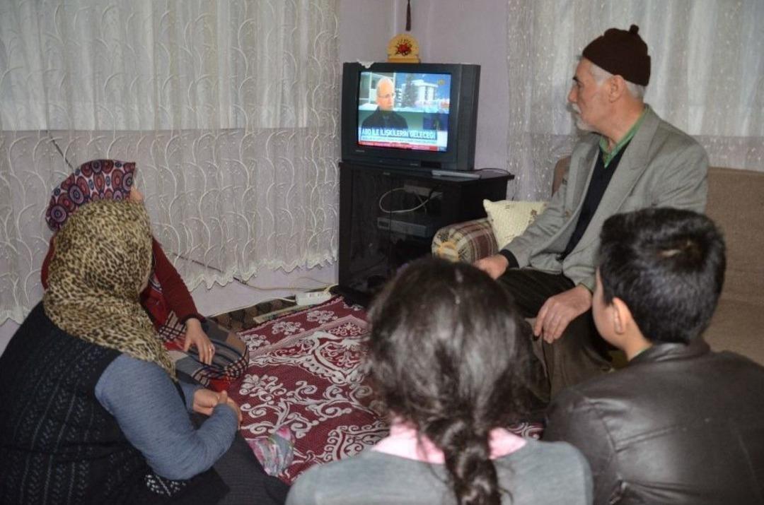 Suriyelilerin G&ouml;z&uuml; &lsquo;zeytin Dalı Harekatında