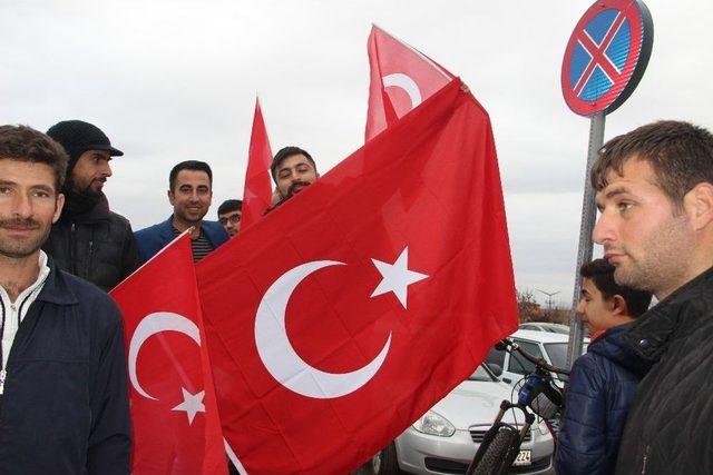 (özel Haber) Şanlıurfalı Gençler Afrin’de Savaşmak İçin Askerlik Şubesine Dilekçe Verdi