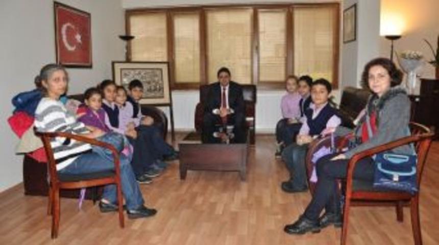 Minik &Ouml;ğrencilerden Başkan Acar&rsquo;a Ziyaret