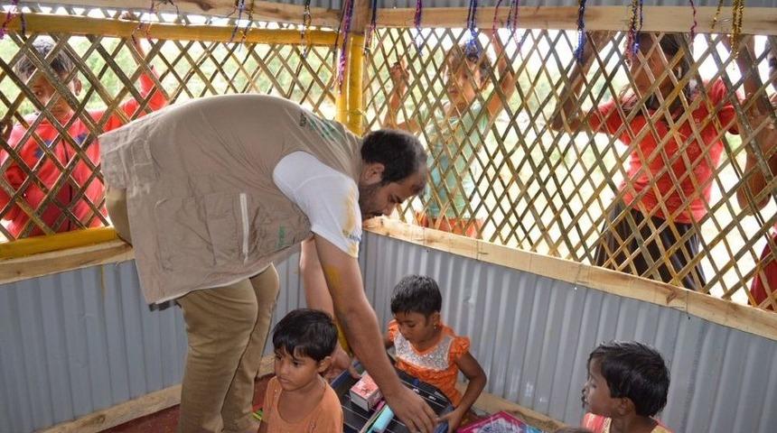 Sadakataşı Arakanlı M&uuml;lteciler İ&ccedil;in 3 Okul Daha A&ccedil;tı