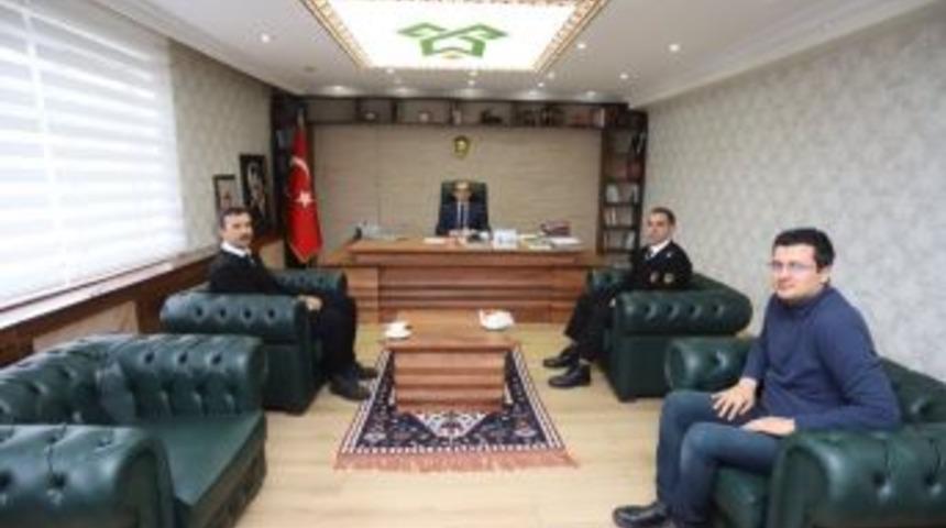 Kaymakam Ayca "d&uuml;nya G&uuml;mr&uuml;k G&uuml;n&uuml;n&uuml;" Kutladı