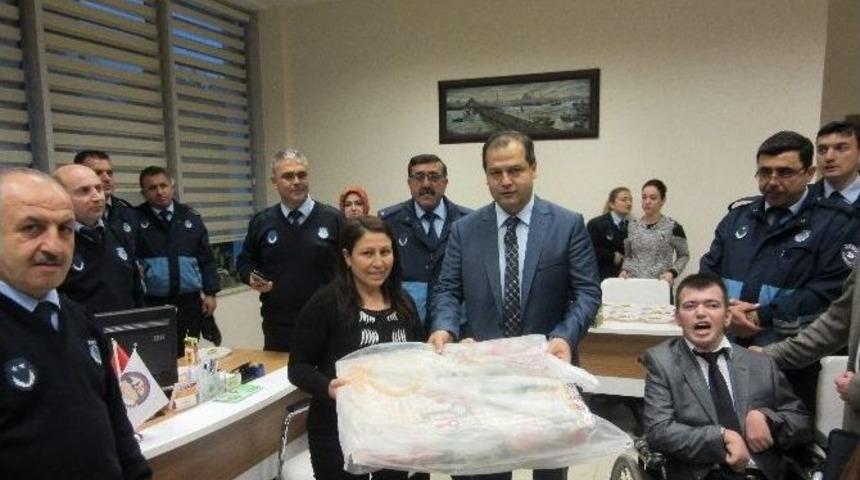 K&ouml;rfez Zabıta M&uuml;d&uuml;rl&uuml;ğ&uuml;nde Engelliler G&uuml;n&uuml; Kutlandı