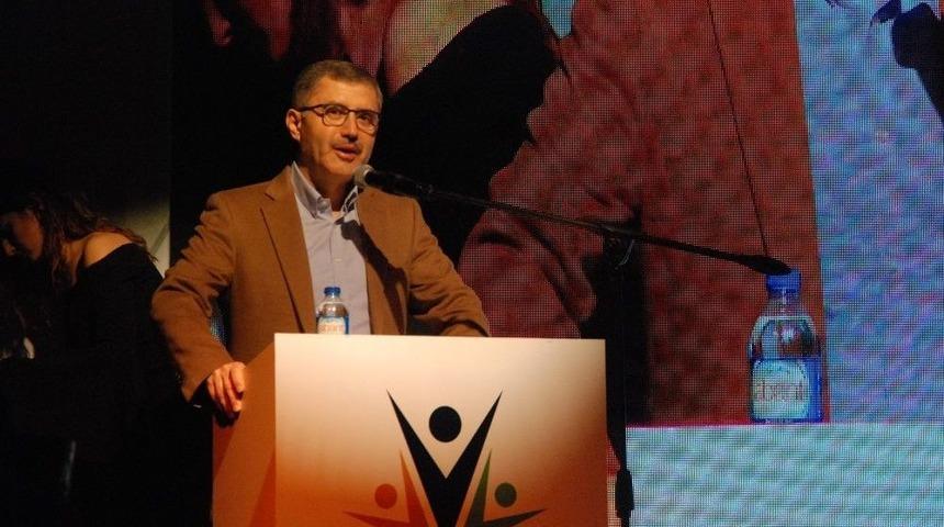 Başkan T&uuml;rkmen&rsquo;e &lsquo;&lsquo;spora En &Ccedil;ok Destek Veren Belediye Başkanı&rsquo;&rsquo; &Ouml;d&uuml;l&uuml;