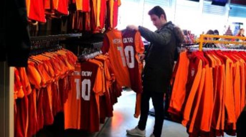 Galatasaray, &lsquo;yellow Friday&rsquo; Kampanyasından 5 Milyon Tl Kazandı