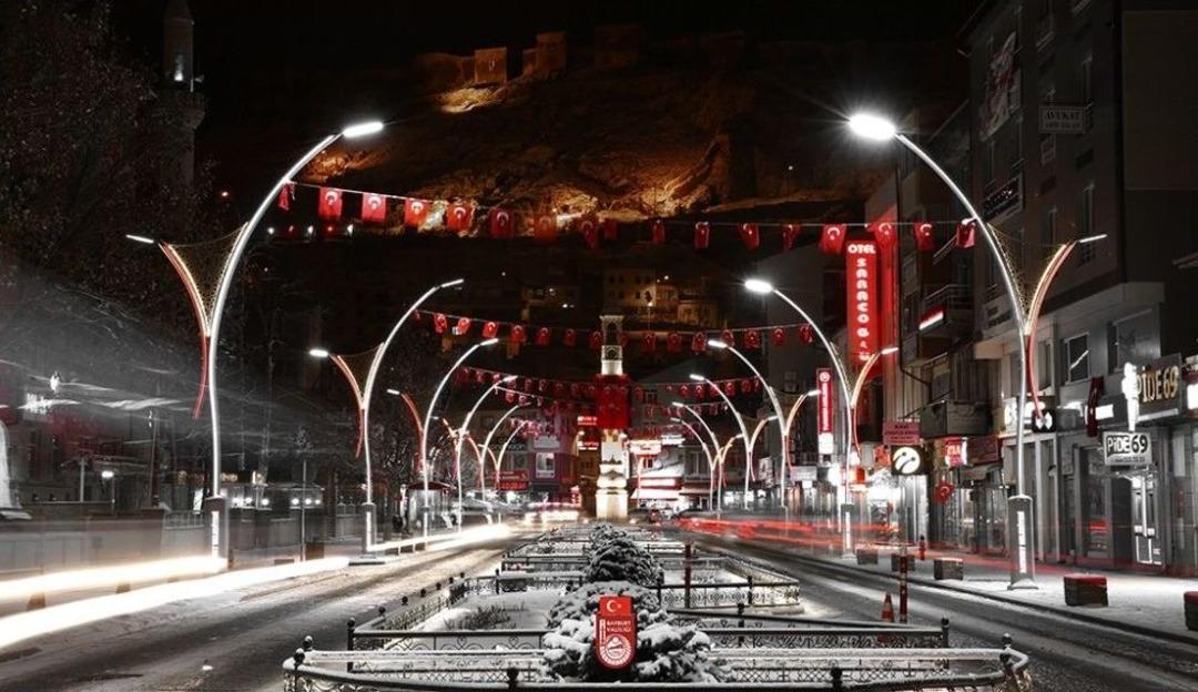 Bayburt Bayraklarla Donandı