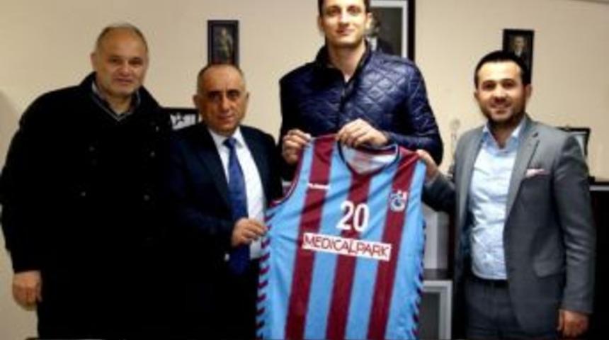 Trabzonspor medical park, fenerbah&ccedil;e &uuml;lker&rsquo;den can&rsquo;ı kiraladı