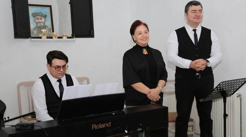 Nilüfer Özkan’ın Eserleri, ’kütahya Sohbetleri’ Kapsamında Sanatseverlerle Buluştu