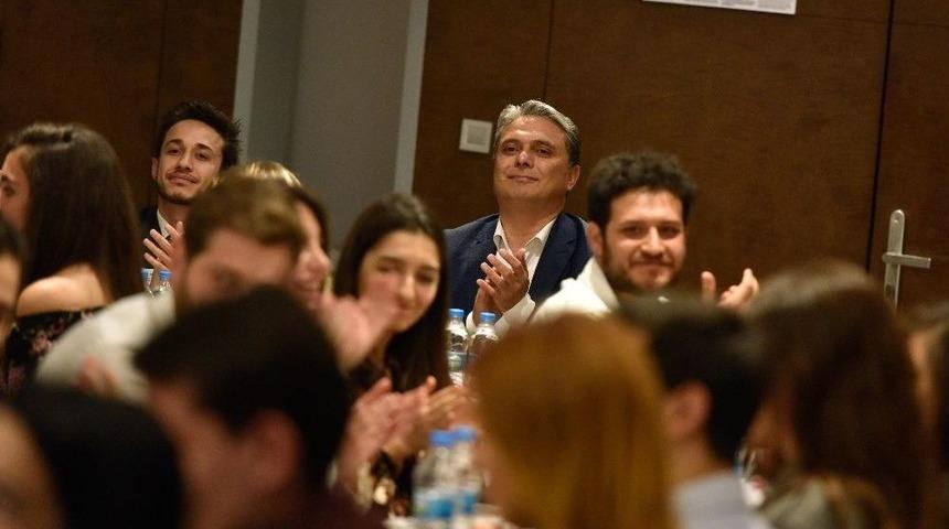 Uysal, Gen&ccedil; Rotaryenlerle Buluştu