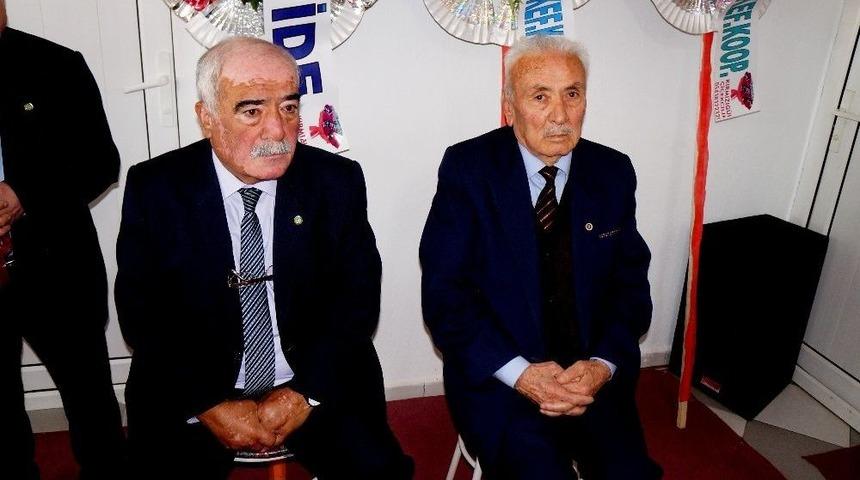 34 Yıllık Başkan G&uuml;ven Tazeledi