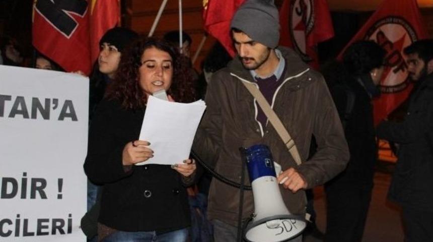 &Ouml;ğrencilerden Şerzan Kurt Y&uuml;r&uuml;y&uuml;ş&uuml;