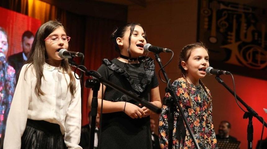 Karşıyaka ‘bin Gülüş’ İçin Tek Yürek