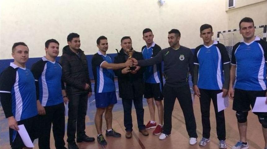 Kurumlar Arası Voleybol Turnuvası Sonu&ccedil;landı