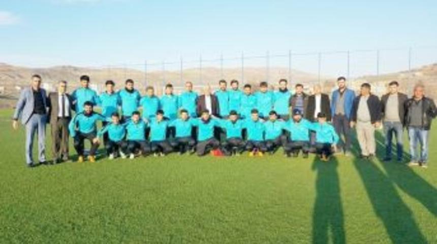 &Ccedil;ermikspora&rsquo;a Malzeme Yardımı