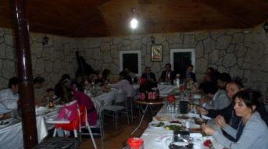 &Ouml;ğretmlenler Birlik Ve Beraberlik Yemeğinde Buluştu