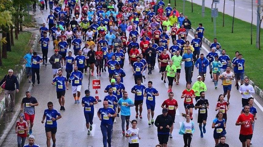 Sporseverler Riva Koşusu&rsquo;nda Buluşuyor