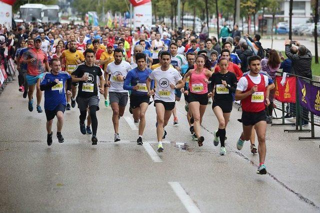 Sporseverler Riva Koşusu&rsquo;nda Buluşuyor 2