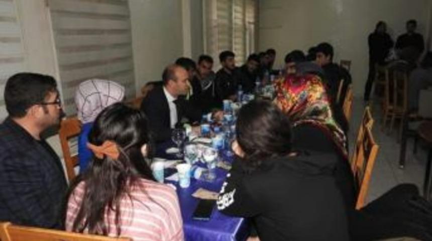 Kaymakam Maslak, Öğrencilerle Bir Araya Geldi