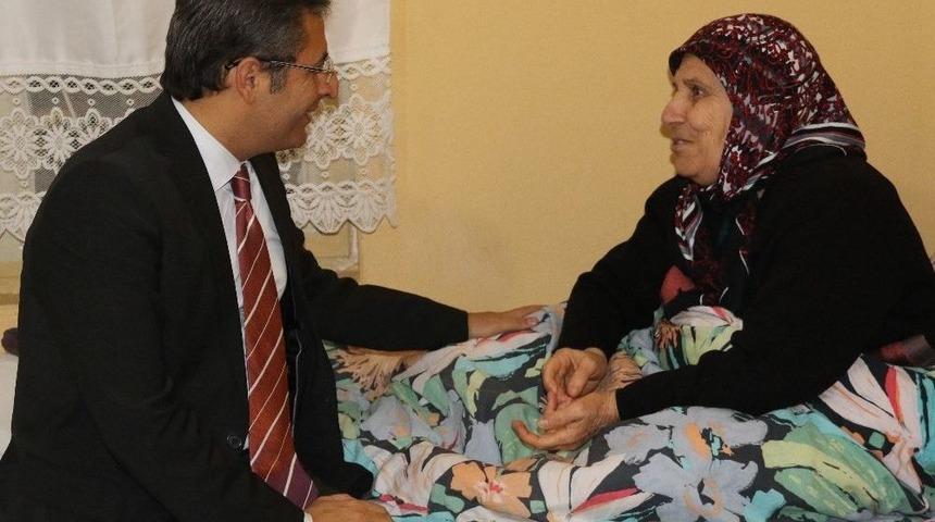 Akdeniz Belediyesi&rsquo;nin Evde Bakım Hizmetleri Artarak Devam Ediyor