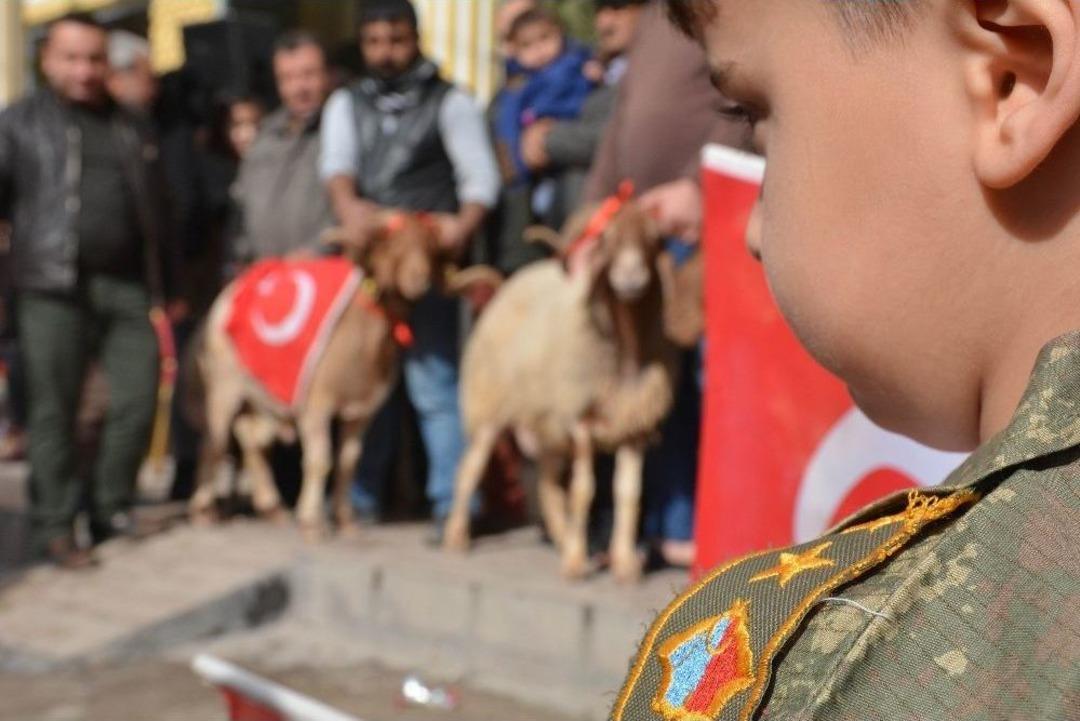 Adaklar &lsquo;mehmetler&rsquo; İ&ccedil;in Kesildi