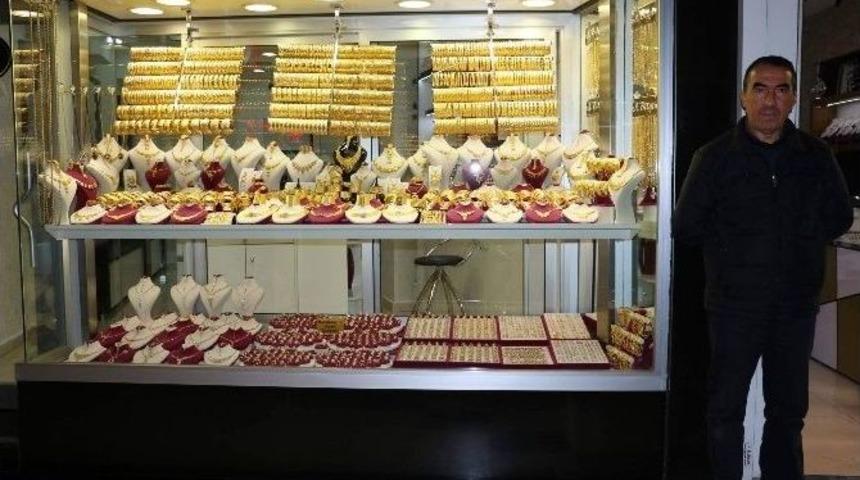 Bedelli Askerlik &Ccedil;ıktı Yastık Altındaki Altınlar Bozuldu