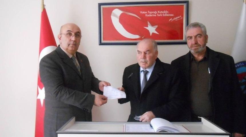 Minib&uuml;s&ccedil;&uuml;ler Ve Dolmuş&ccedil;ular Odası&rsquo;ndan Mehmet&ccedil;ik&rsquo;e Anlamlı Destek