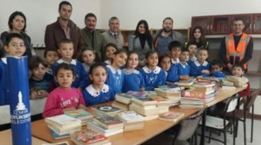 B&uuml;y&uuml;kşehir &Ccedil;alışanlarından K&ouml;y Okuluna Kitap Desteği
