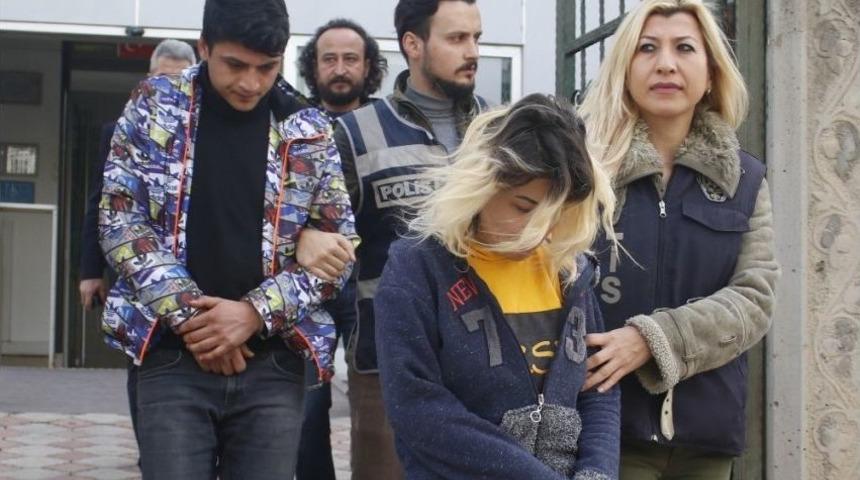 Antalya&rsquo;da Motosikletli Gasp&ccedil;ı Sevgililer Yakalandı