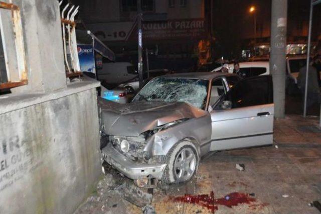 Otomobil Yayalara &Ccedil;arpti: 1 &Ouml;l&uuml;, 4 Yarali 2