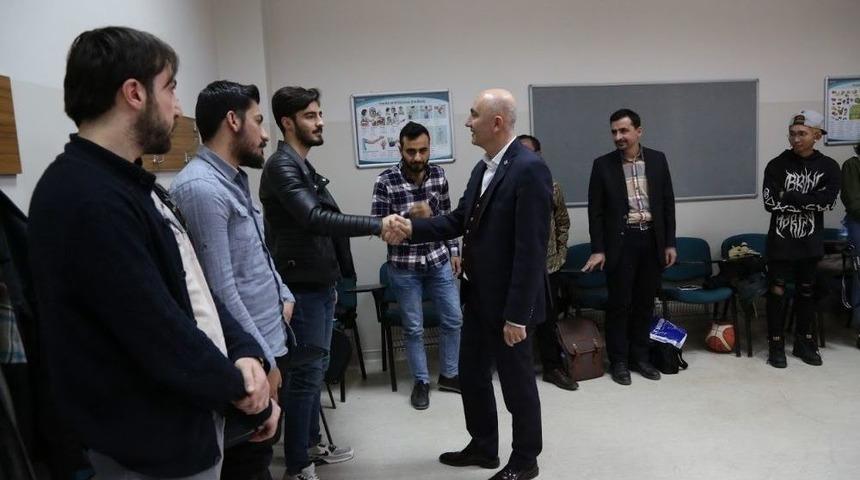 Hkü’den Teoriyi Pratiğe Dönüştüren Eğitim