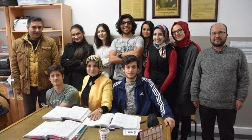 Bilecik İl Milli Eğitim M&uuml;d&uuml;r&uuml; Durmuş Fen Lisesi &Ouml;ğrencileriyle Bir Araya Geldi