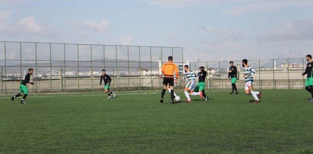 Siirtli Amatör Lig Maçına Çıkan Futbolcular Afrin’deki Askerler İçin Dua Etti