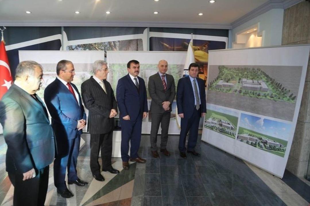 &Ccedil;anakkale Tacettin Aslan Mesleki Ve Teknik Anadolu Lisesi Yapım Protokol&uuml; İmzalandı