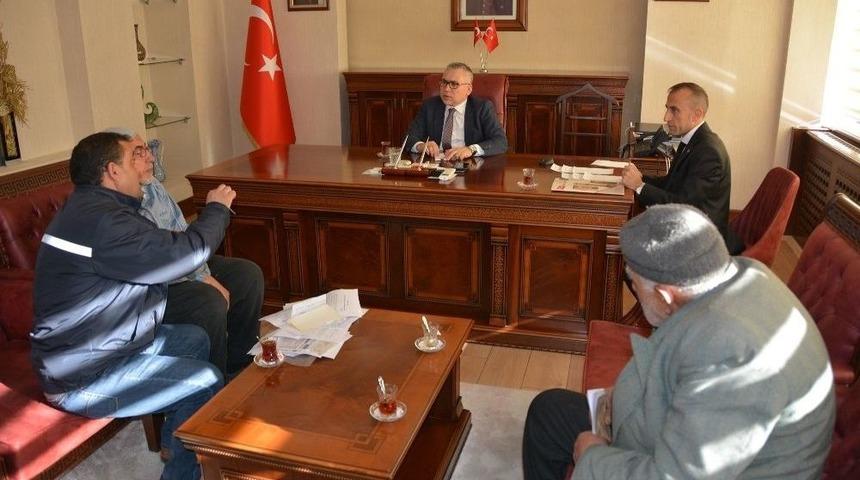 Niğde Valisi, Vatandaşları Tek Tek Dinliyor