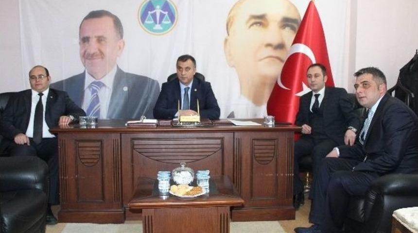 Merkez Parti Erzurum İl Başkanlığı, Paland&ouml;ken Ve Yakutiye İl&ccedil;e Başkanlarını Tanıttı