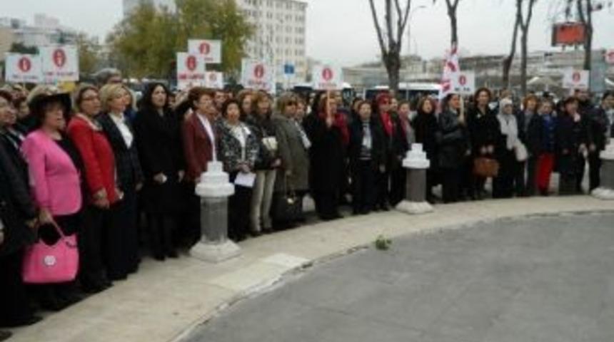 T&uuml;rk Kadınlar Birliği, Se&ccedil;me, Se&ccedil;ilme Hakkının 80.yıld&ouml;n&uuml;m&uuml;n&uuml; Gaziantep&rsquo;te Kutladı