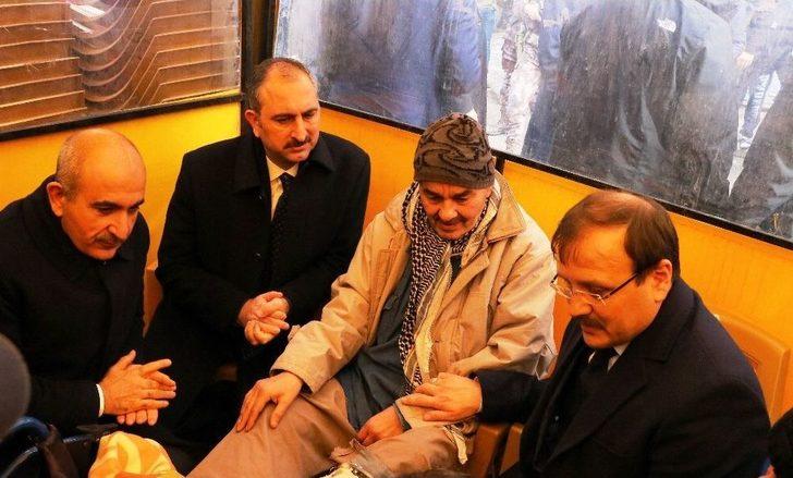 Çavuşoğlu Ve Gül’den Taziye Ziyaretleri G1