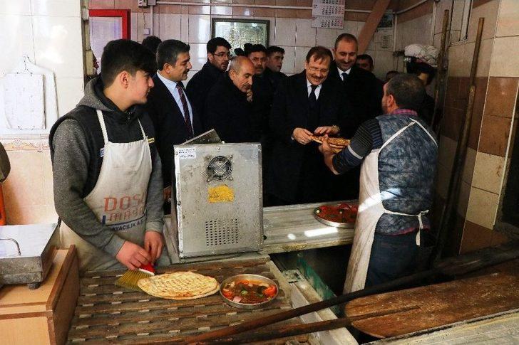 Çavuşoğlu Ve Gül’den Taziye Ziyaretleri G2