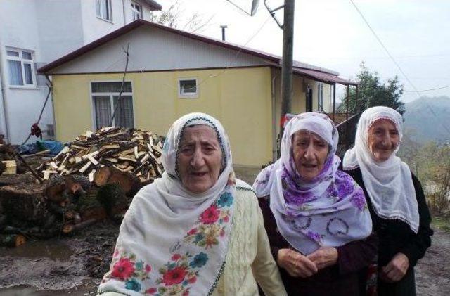 Ordulu Yaşli Üçüzler, Emine Erdoğan’La Tanişmak İstiyor