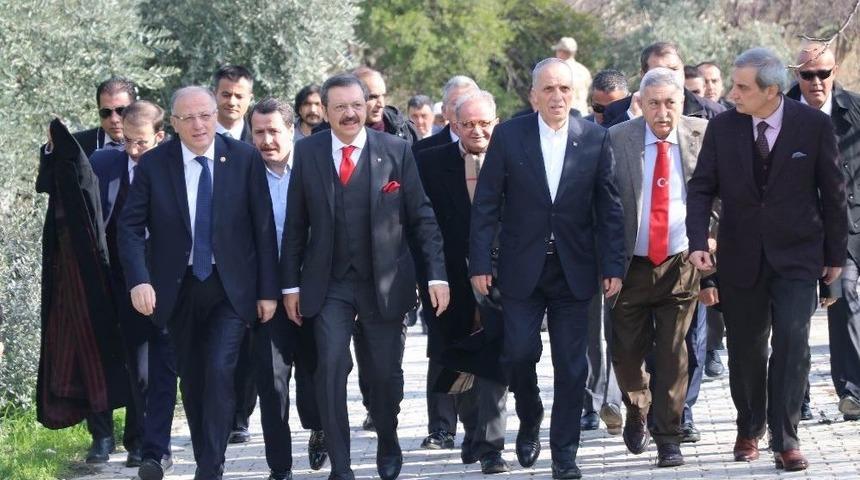 Stk Başkanlarından Sivil Şehit Elektrik Teknisyeninin Ailesine Taziye Ziyareti