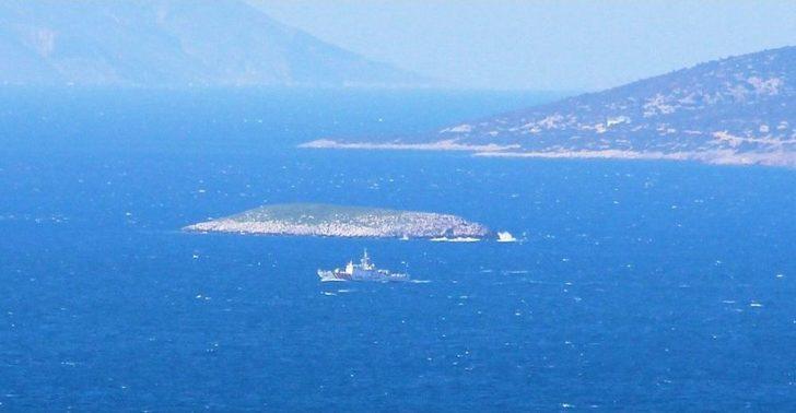 Yunan Bakana Kardak’ta Soğuk Duş G3