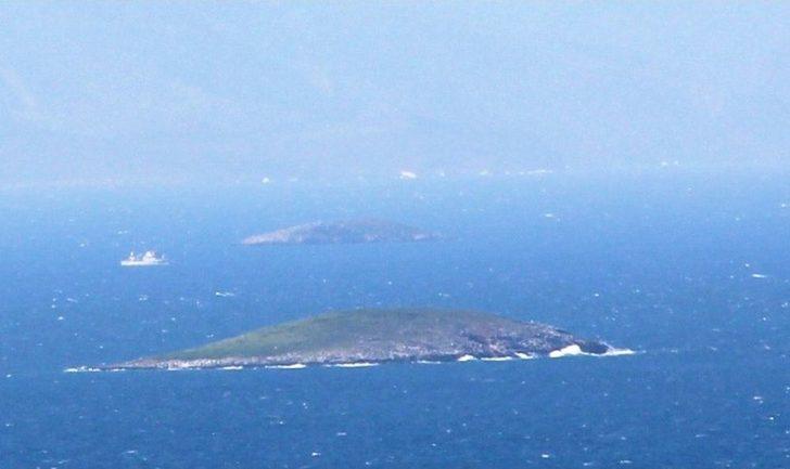 Yunan Bakana Kardak’ta Soğuk Duş G2