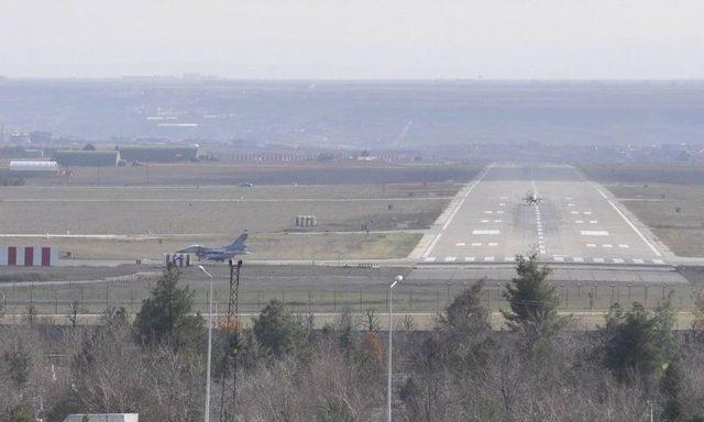 Diyarbakır’da F-16 Hareketliliği