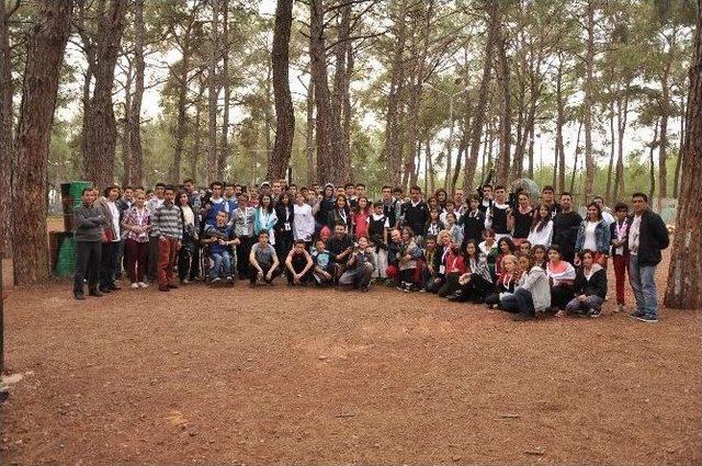 &Ouml;ğrencilerin Paintball Keyfi 1