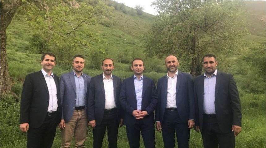 Hakkarili &Ouml;ğrenciler Kutsal Topraklara Uğurlandı